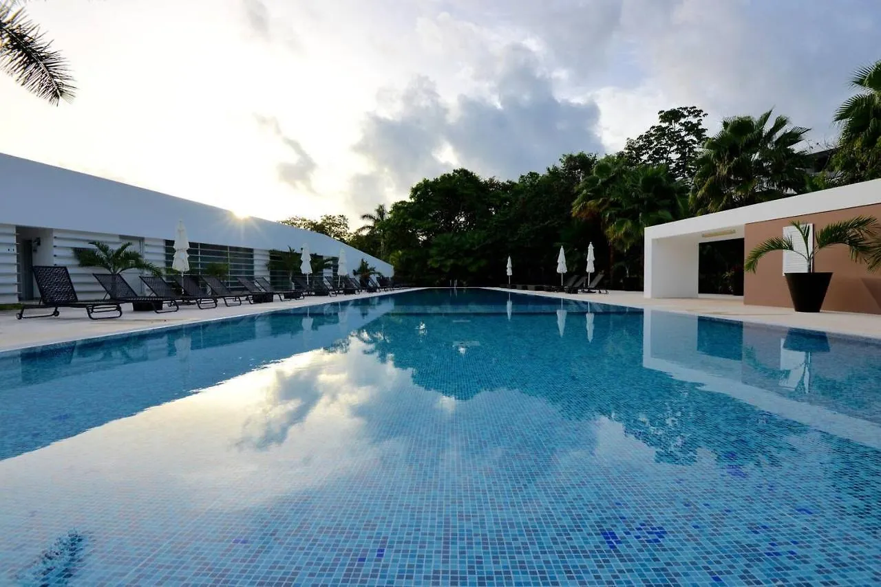 Deluxe Suite Beachside, Private Beach Club And Golf Playa del Carmen Apartamento