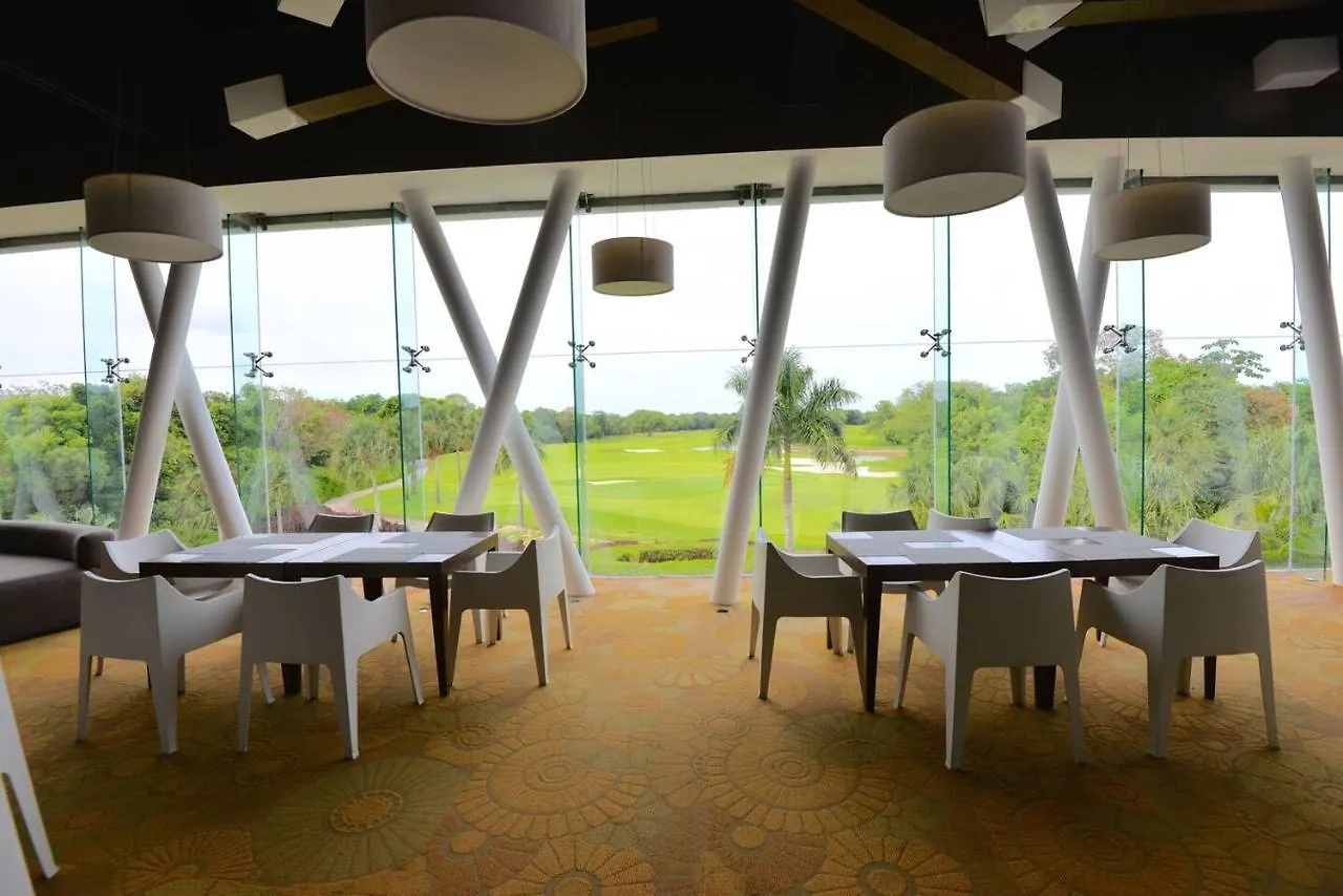 Deluxe Suite Beachside, Private Beach Club And Golf Playa del Carmen México